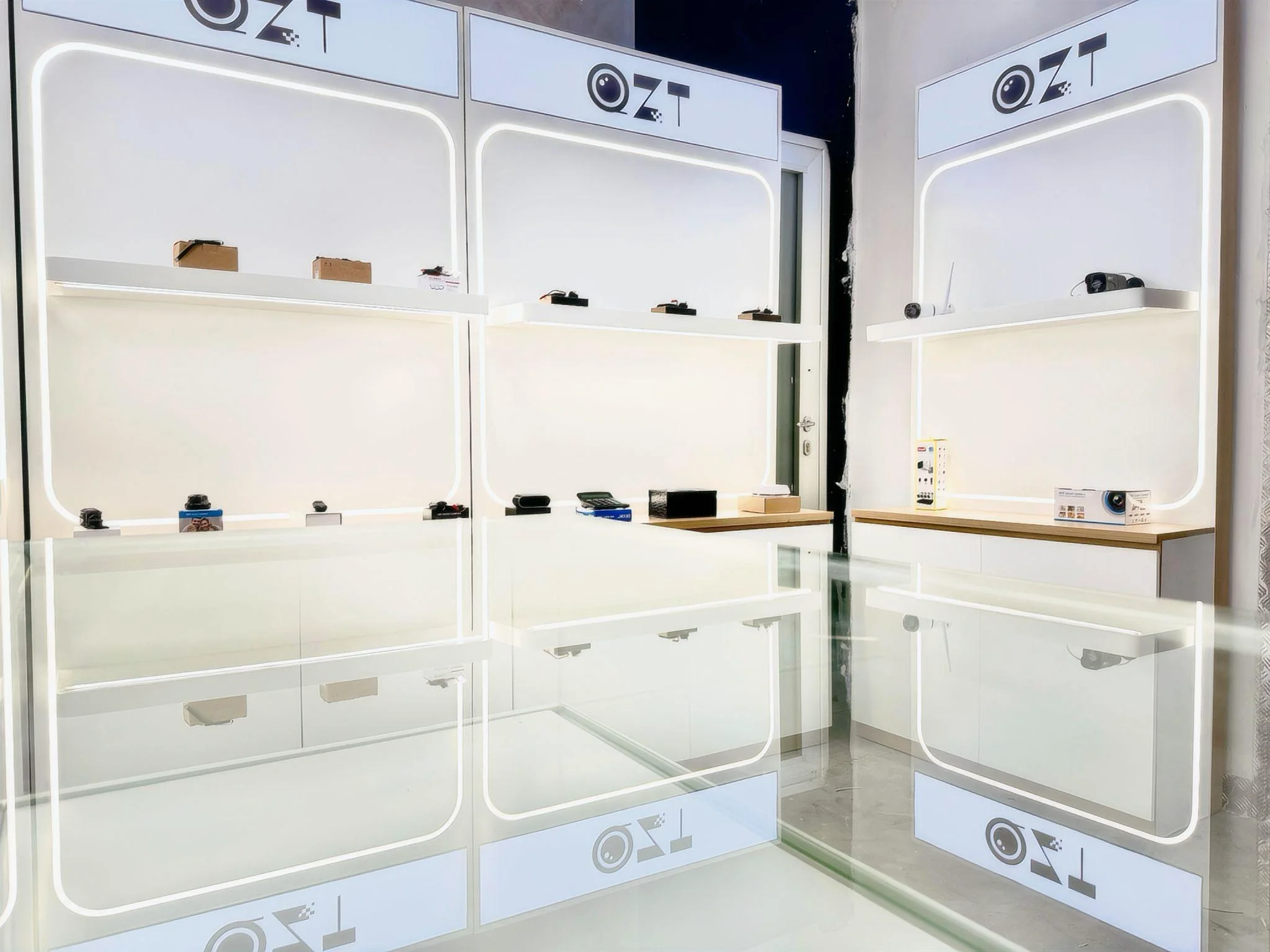 Showroom 2
