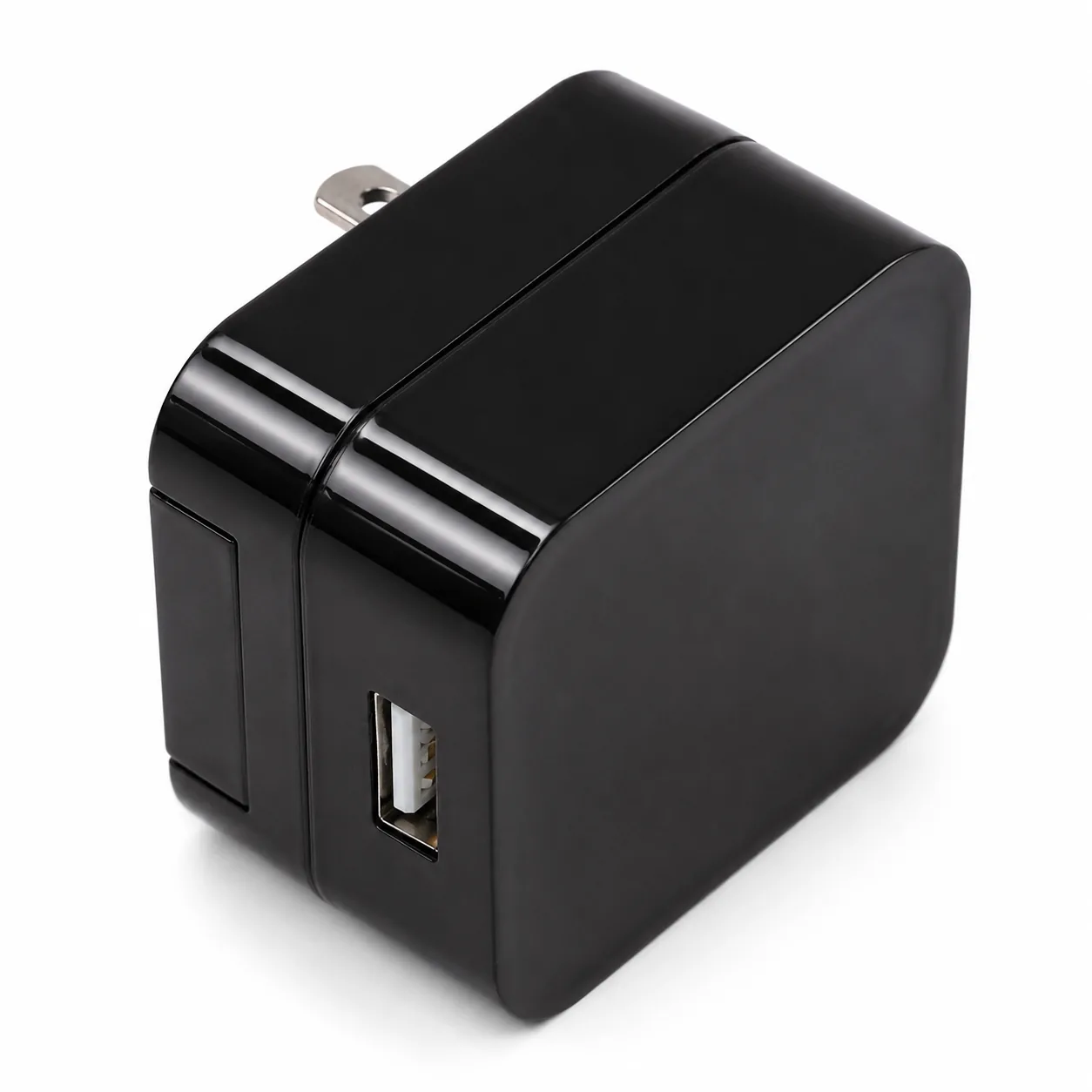 QZT A85 WiFi wall socket hidden camera angled front view