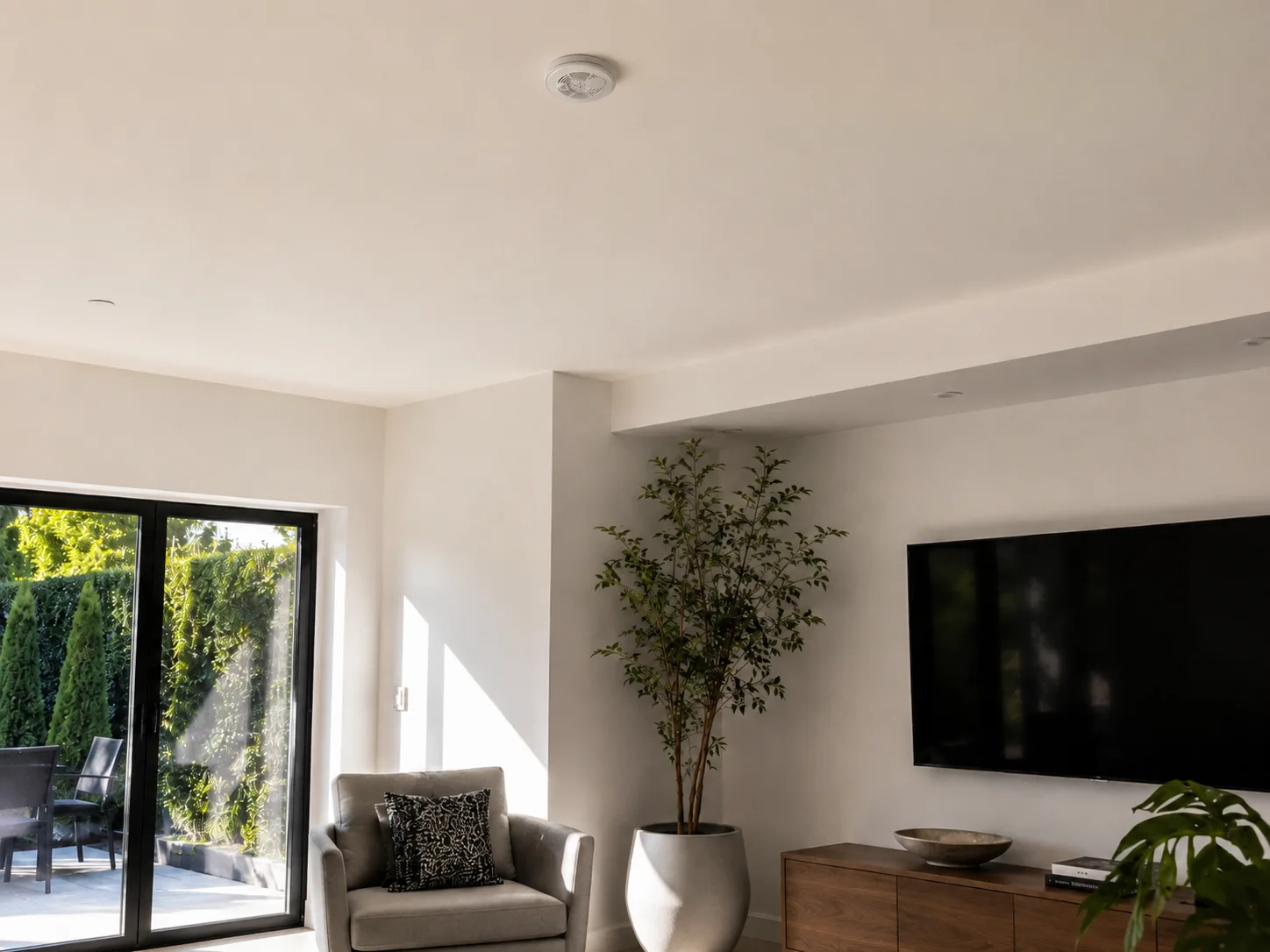 SC02 WiFi smoke detector hidden camera installed on a ceiling