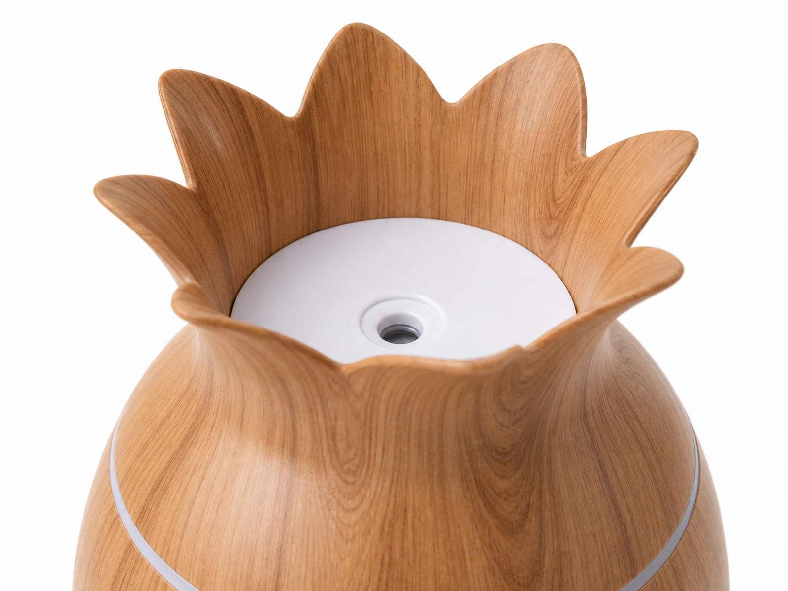 Tuya Pineapple Aroma Diffuser Hidden Camera retained carrier function and shell detail