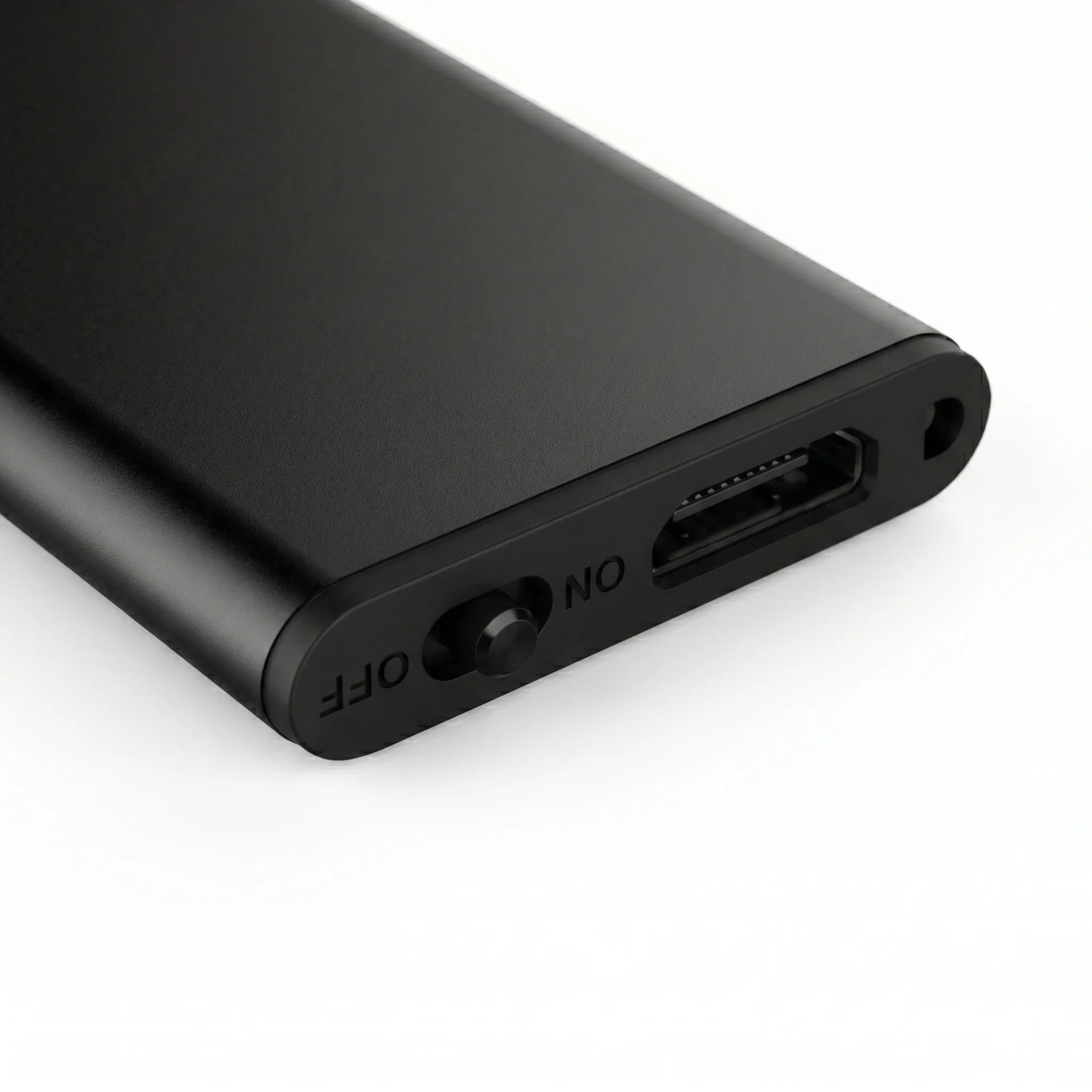 QZT Q1 mini voice recorder close up