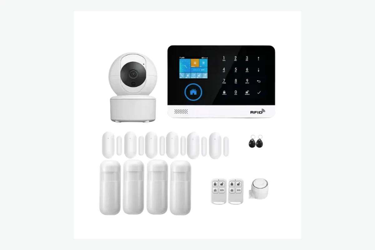 Tuya-compatible alarm kit with 1080p camera