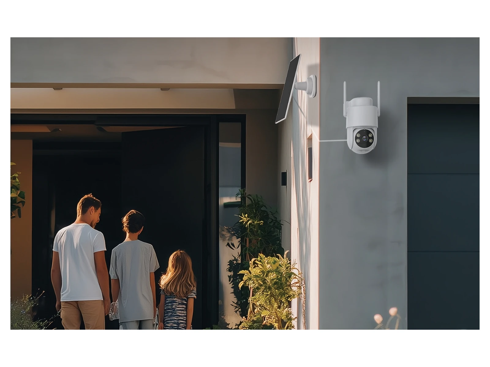 C42L solar pan-tilt camera mounted near a home entrance