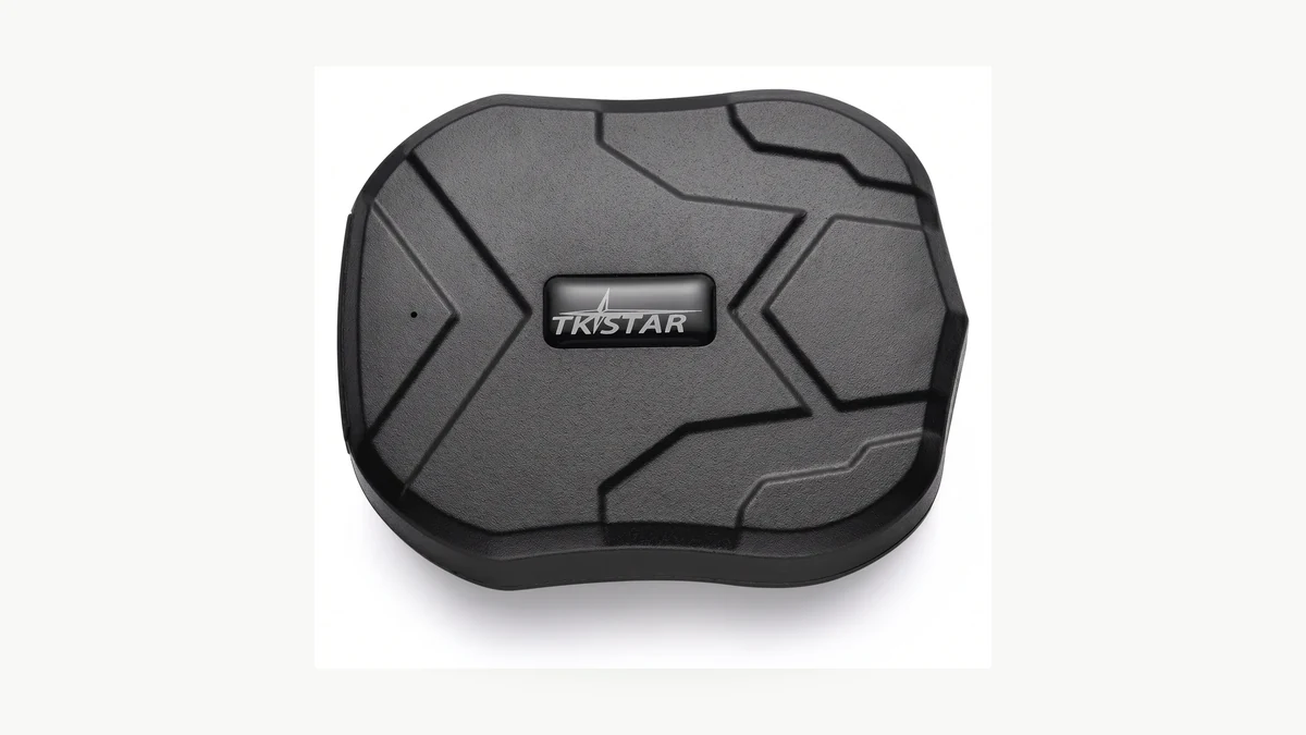 TK905 Magnetic GPS Tracker front view