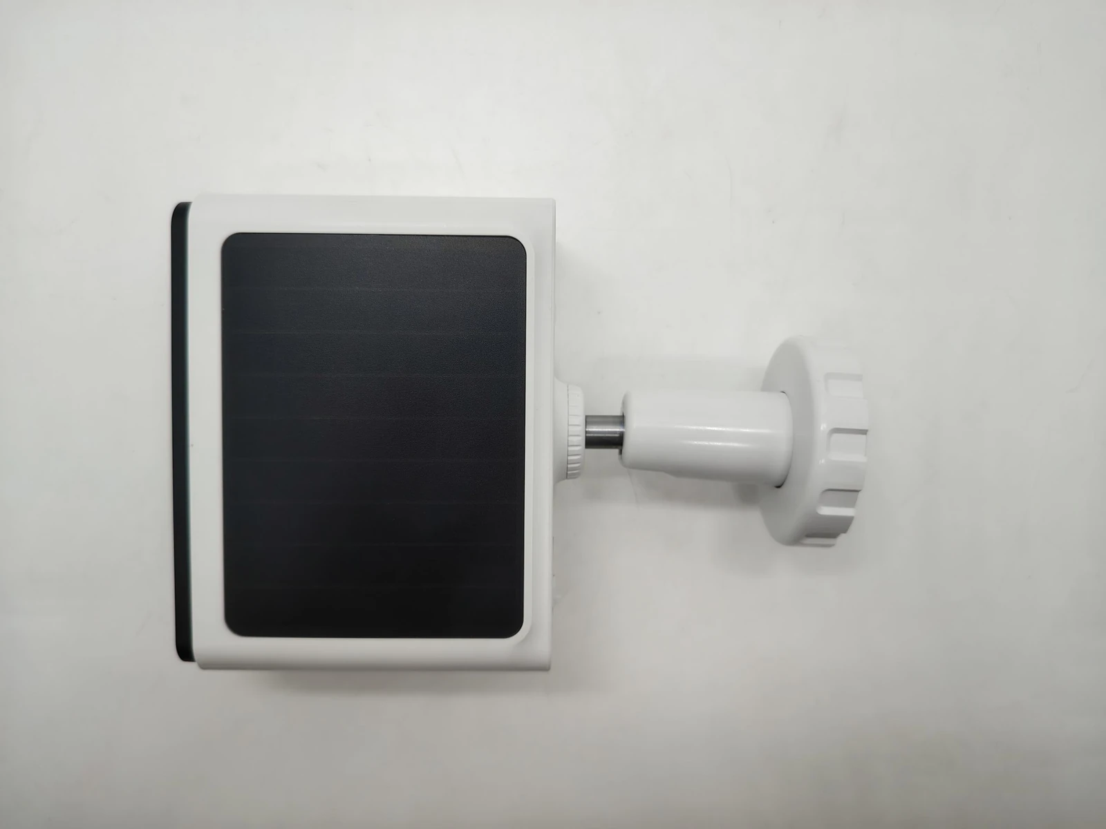 P2A-T 3MP Solar WiFi Security Camera top solar panel