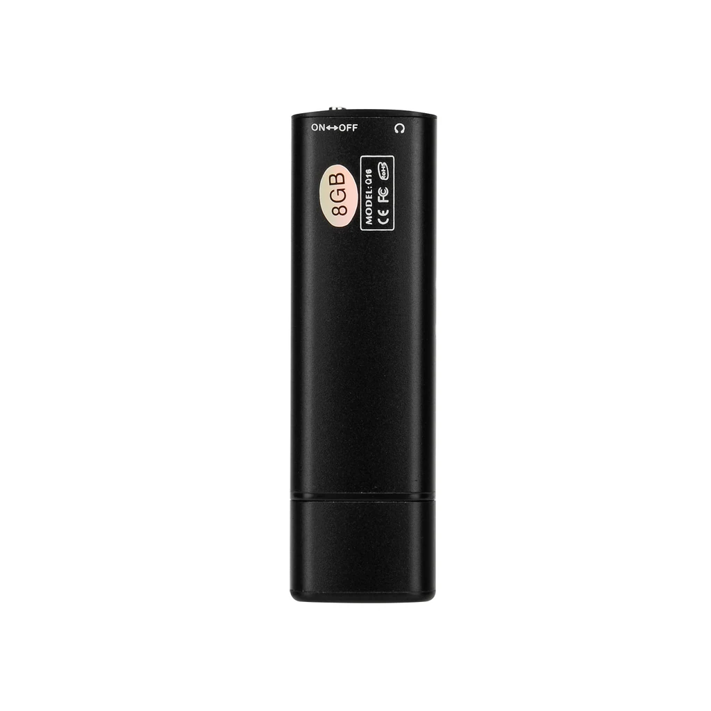 Q16 USB voice recorder with cap fitted