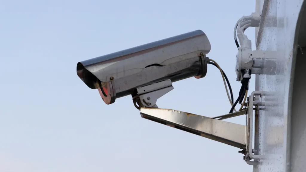 Mascherature privacy delle telecamere di sicurezza: visualizzazione live, registrazioni e PTZ